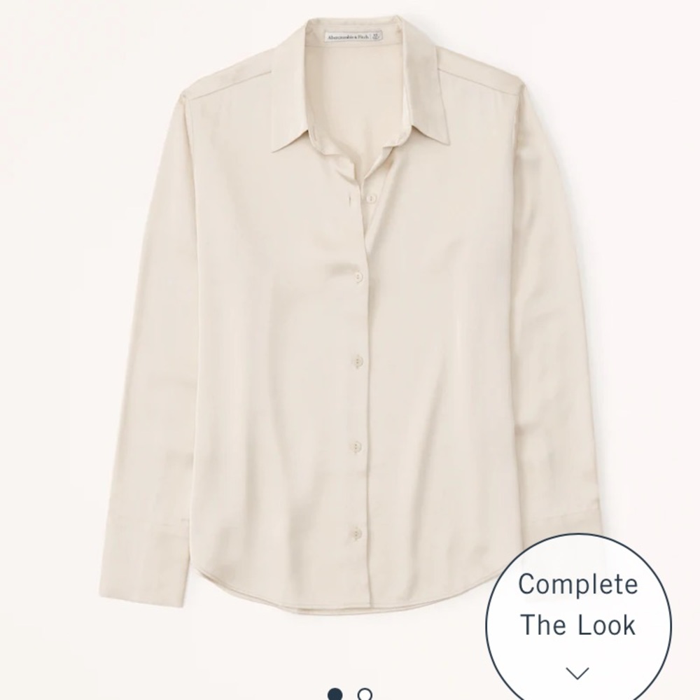 Abercrombie Long Sleeved Satin Button Up Shirt Cream // Size L